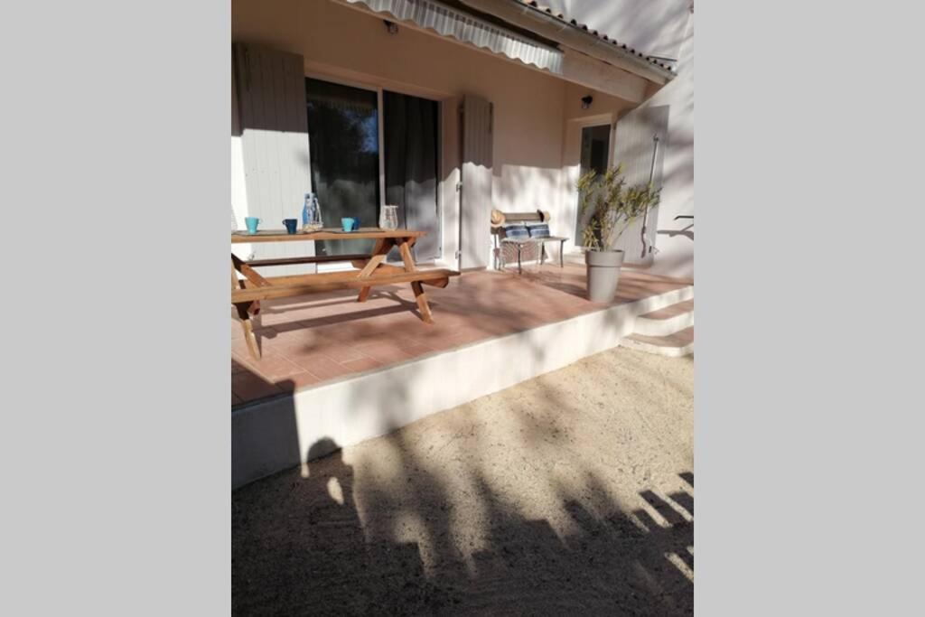 Maison 5 Personnes En Garrigue - Piscine-Spa Prive Langlade Ngoại thất bức ảnh